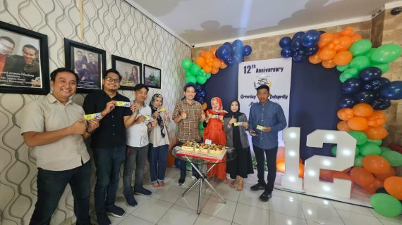 HUT EMS LAND KE 12
